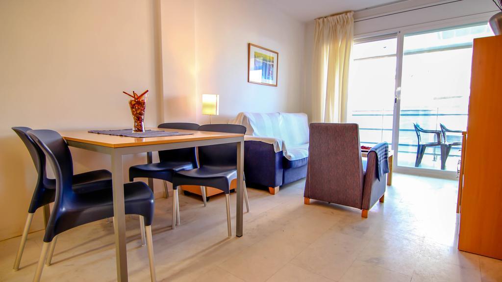 Beachfront Apartment With Pool And Garden S Abanell Blanes Pokój zdjęcie