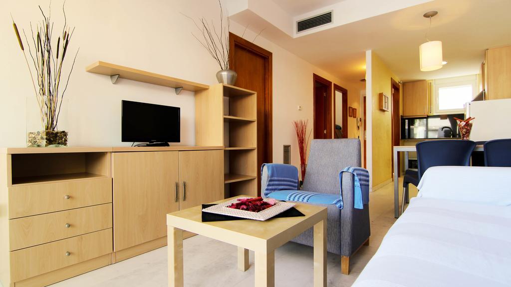 Beachfront Apartment With Pool And Garden S Abanell Blanes Pokój zdjęcie