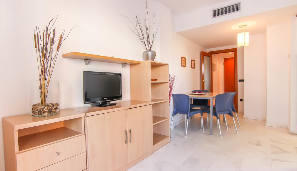 Beachfront Apartment With Pool And Garden S Abanell Blanes Pokój zdjęcie