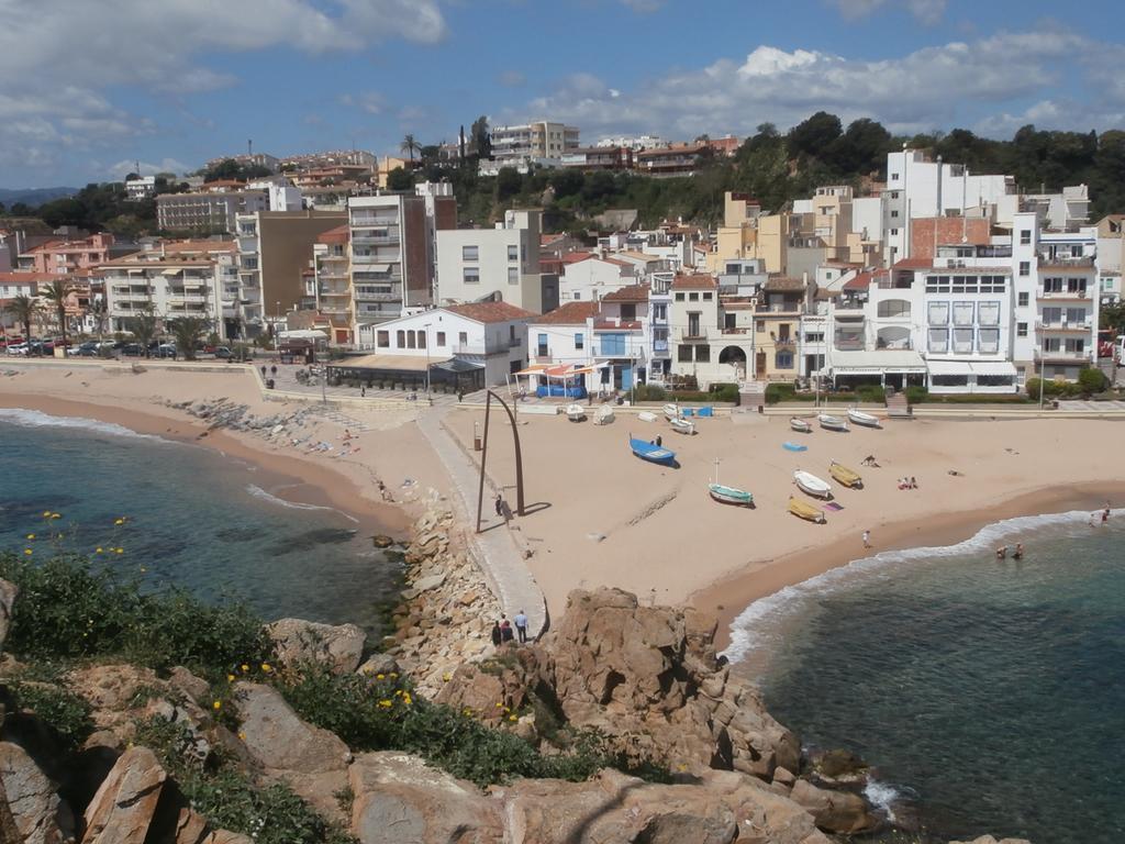 Beachfront Apartment With Pool And Garden S Abanell Blanes Pokój zdjęcie
