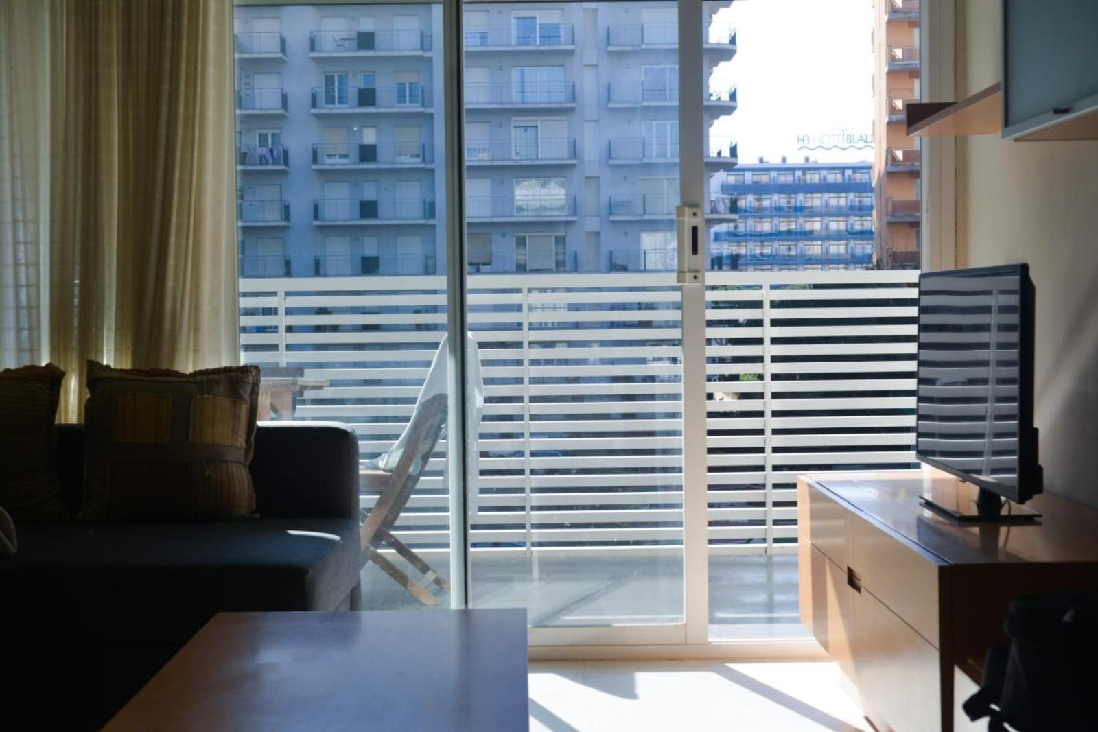 Beachfront Apartment With Pool And Garden S Abanell Blanes Zewnętrze zdjęcie